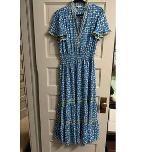 Long, short sleeve blue floral dress Max Studio Size Large